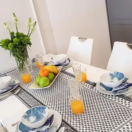 Апартаменти Malibu Blue Адехе